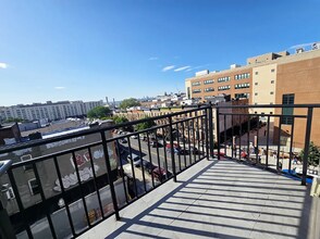 6020 3rd Ave in Brooklyn, NY - Building Photo - Building Photo