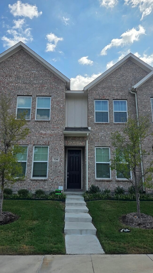 property at 5244 Springlake Pky
