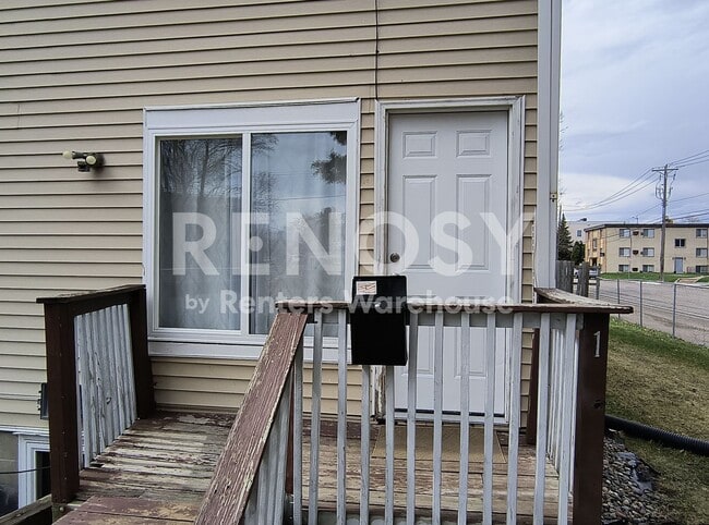 property at 1611 Glenwood Ave
