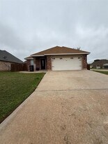7702 Venice Dr in Abilene, TX - Building Photo