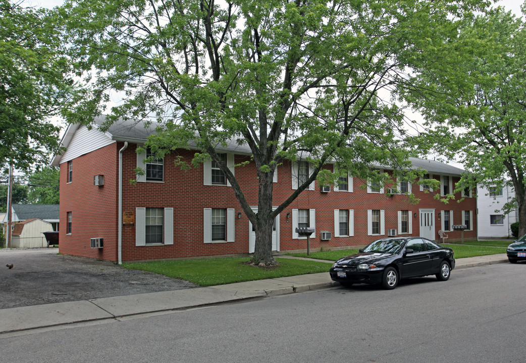 Continental Court Apartments in Vandalia, OH - Building Photo