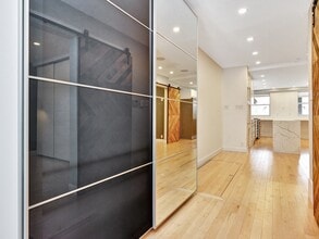 135 Hinchey Av in Ottawa, ON - Building Photo - Building Photo