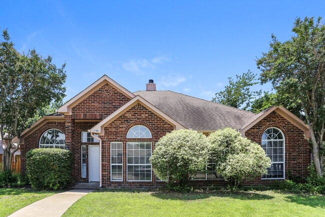 property at 7401 Glenstone St