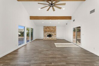 18498 Niagara Dr in Victorville, CA - Building Photo - Building Photo