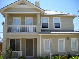 753 E Port Hueneme Rd in Port Hueneme, CA - Building Photo