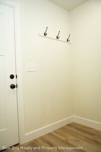 154 N Centennial Ave photo'