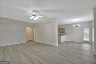 333 Prescott Ct in Newnan, GA - Building Photo - Building Photo