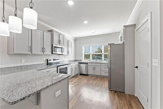 923 NE Hts Ln in Bentonville, AR - Building Photo - Building Photo