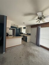 7945 Cedel Dr in Houston, TX - Building Photo - Building Photo