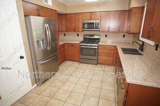 3037 Tierra Agave Dr in El Paso, TX - Building Photo - Building Photo