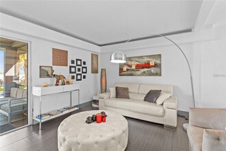 11734 Lake Willis Dr in Orlando, FL - Foto de edificio - Building Photo