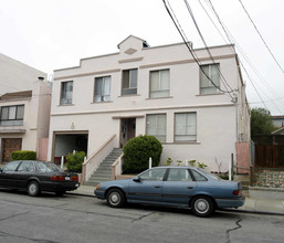 243 Miriam St in Daly City, CA - Building Photo - Building Photo