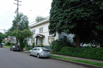 Garden House in Portland, OR - Building Photo - Building Photo