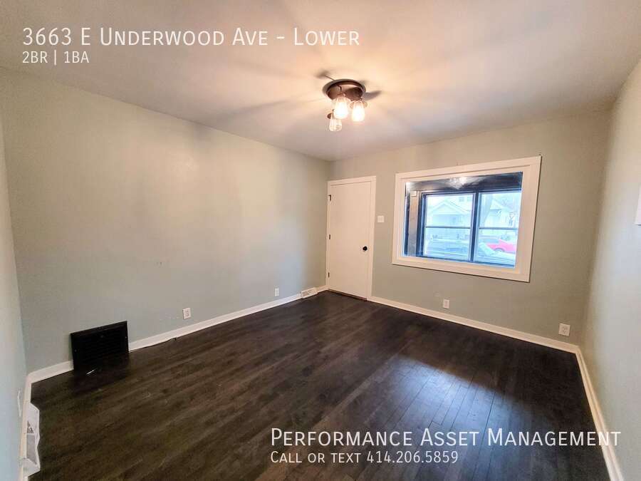 3663 E Underwood Ave in Cudahy, WI - Building Photo