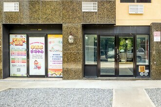 144-77 Barclay Ave in Flushing, NY - Foto de edificio - Building Photo