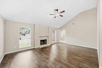 5202 Roserock Ln in Spring, TX - Building Photo - Building Photo