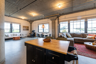 STOREHOUSE LOFTS in Alameda, CA - Building Photo - Building Photo