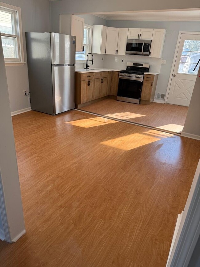 1629 Farragut Ave in Toms River, NJ - Building Photo - Building Photo