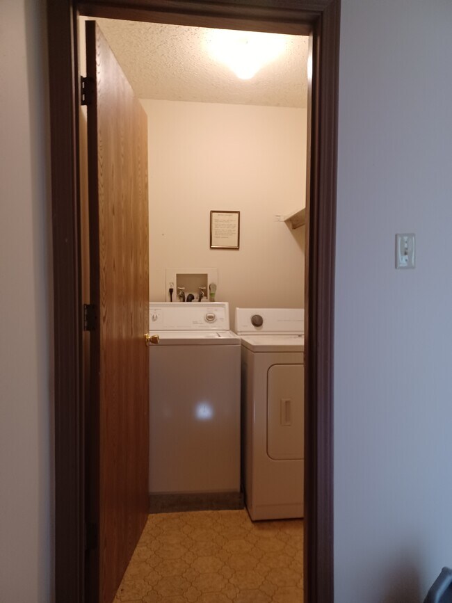 105 Swan Dr, Unit A in Park Hills, MO - Building Photo - Building Photo