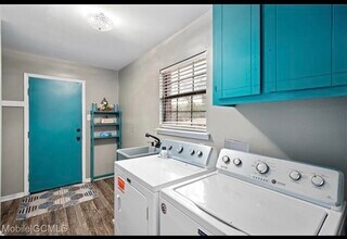 5187 Somerset Dr W in Mobile, AL - Foto de edificio - Building Photo