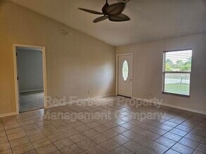 1814 SW 42nd St in Cape Coral, FL - Building Photo - Building Photo