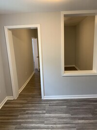 622 Parkwyrth Ave photo'