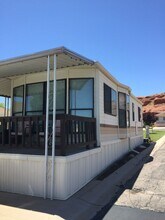 1150 W Red Hills Pkwy in Washington, UT - Foto de edificio - Building Photo
