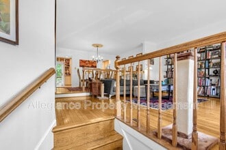 6861 Williamsburg Pond Ct in Falls Church, VA - Building Photo - Building Photo