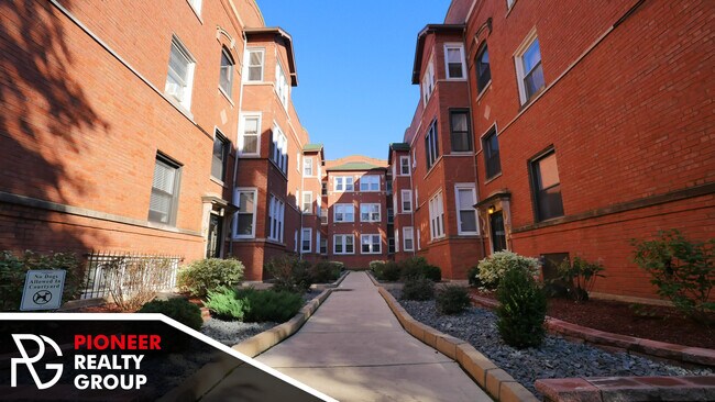 4423 N Wolcott Ave, Unit #4421-A3