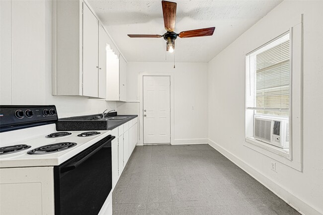 969 Wakefield Dr in Houston, TX - Building Photo - Building Photo