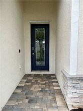 4163 Bluegrass Dr in Ft. Myers, FL - Building Photo - Building Photo