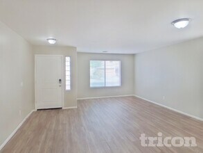 40399 W Thornberry Ln in Maricopa, AZ - Foto de edificio - Building Photo