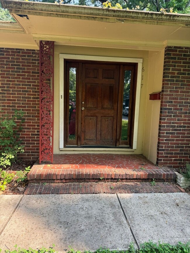 property at 617 Ebb Pl