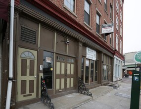 4-6 S Front St in Philadelphia, PA - Building Photo - Building Photo