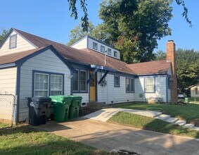 310 Amarillo St in Denton, TX - Foto de edificio - Building Photo