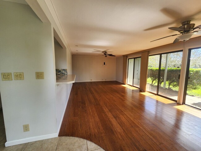 3057 Poipu Rd in Koloa, HI - Building Photo - Building Photo