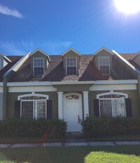 2075 Island Walk Dr in Orlando, FL - Foto de edificio - Building Photo