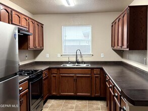 14036 Volcanic Rock Dr in El Paso, TX - Building Photo - Building Photo