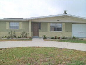 4102 Darlington Rd in Holiday, FL - Building Photo - Building Photo