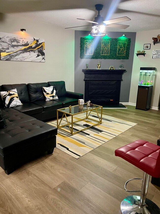 6928 Mahonia Pl in Stonecrest, GA - Building Photo - Building Photo