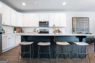 93 Little Magnolia Ln in Auburn, GA - Building Photo - Building Photo