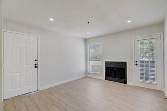 2315 Moser Ave in Dallas, TX - Building Photo - Building Photo