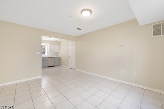 14 Birks Pl-Unit -1 in Newark, NJ - Foto de edificio - Building Photo