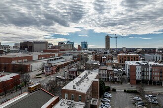 208-212 E Leigh St in Richmond, VA - Foto de edificio - Building Photo