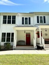 47 Sherwood St in Mansfield, CT - Building Photo - Building Photo