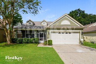 2128 Brandon Park Cir in Brandon, FL - Building Photo