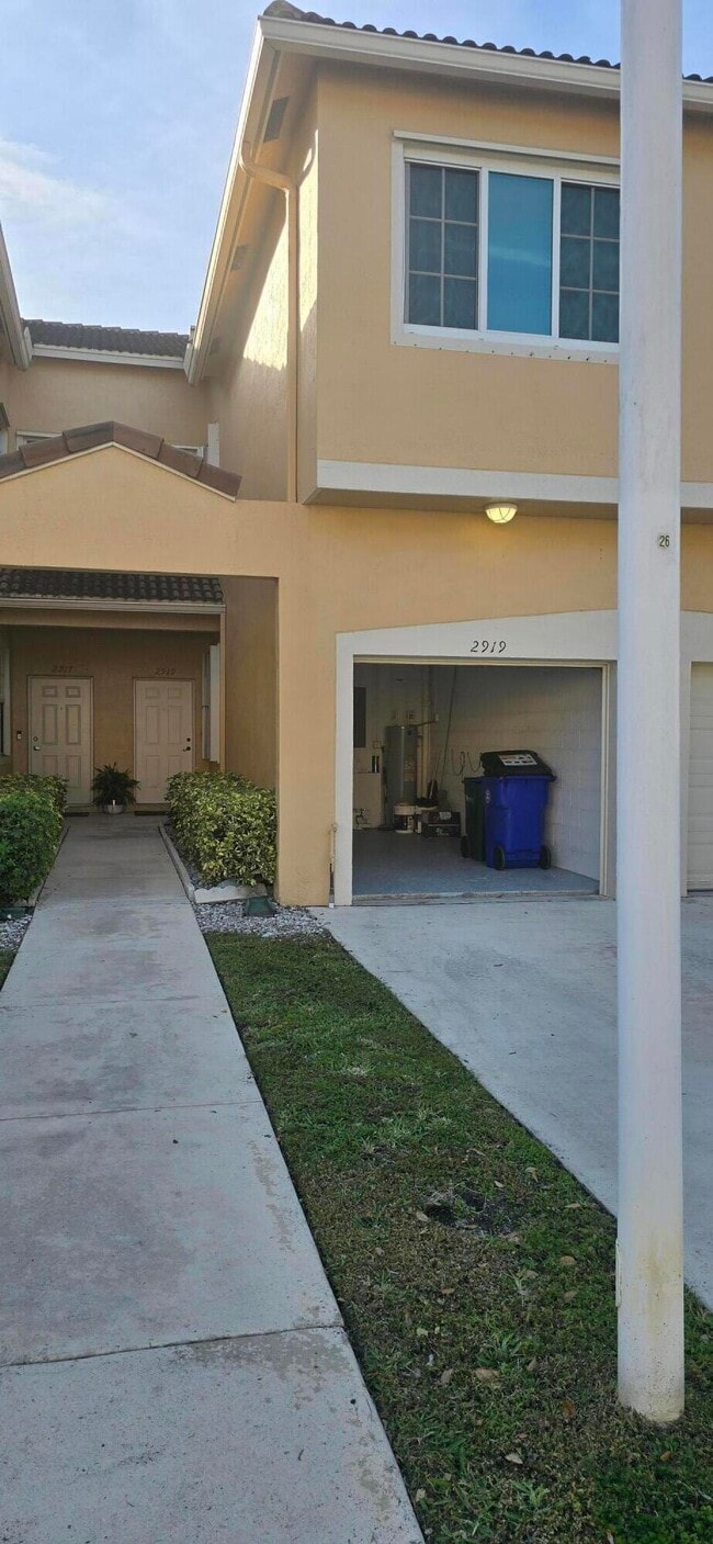 2919 Crestwood Ter in Margate, FL - Building Photo - Building Photo