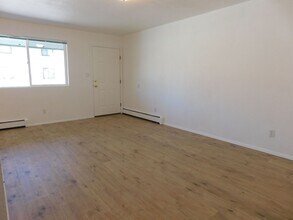 3292 Lombardy Ln in Clifton, CO - Building Photo - Building Photo