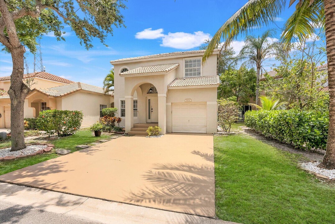 5814 Eagle Cay Ln in Coconut Creek, FL - Building Photo