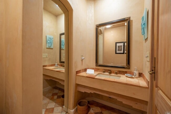 245 Water St in Richmond, CA - Building Photo - Building Photo